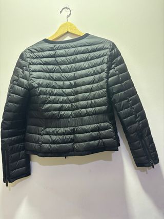 Pluma Roberto Verino Mujer Negra Corta, talla S