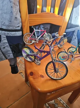 Pack 5 Bicicletas Miniatura encenedor mecheros