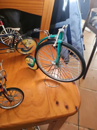 Pack 5 Bicicletas Miniatura encenedor mecheros