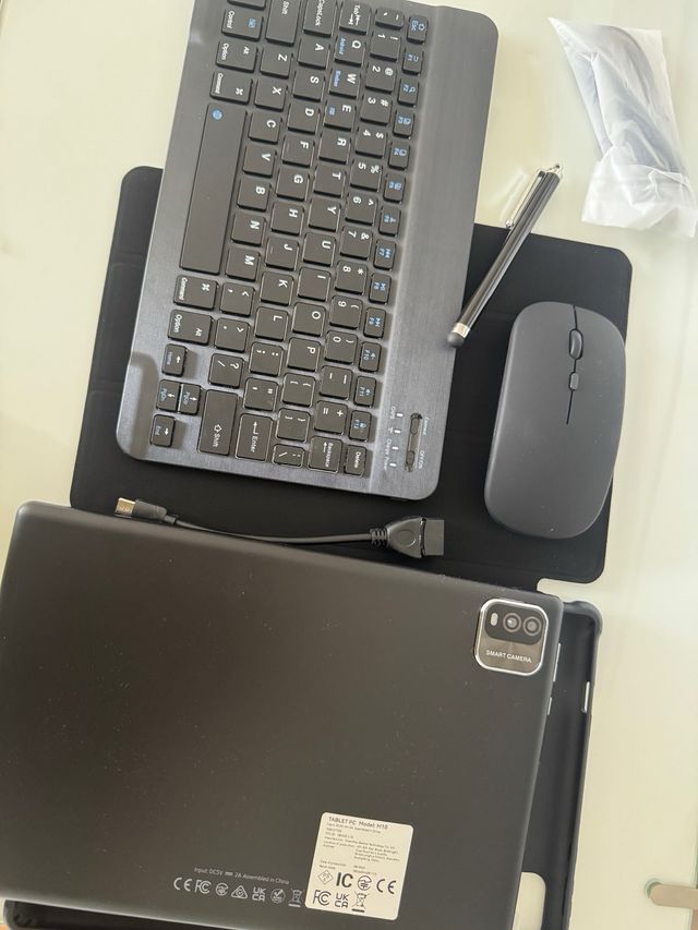 Tablet-ordenador TAB 10 MAX Negra con Teclado