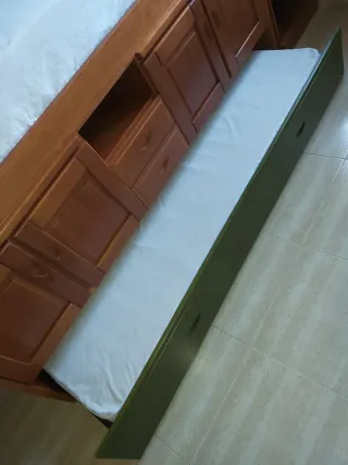 Letto a soppalco in legno massello