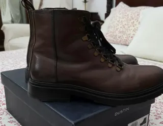 Botas de piel hombre con ganchos