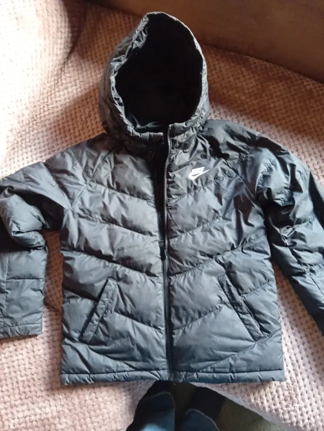 Cazadora Nike Negra y Gris con Capucha