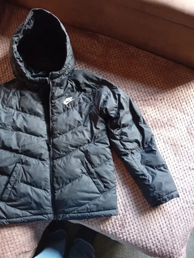 Cazadora Nike Negra y Gris con Capucha