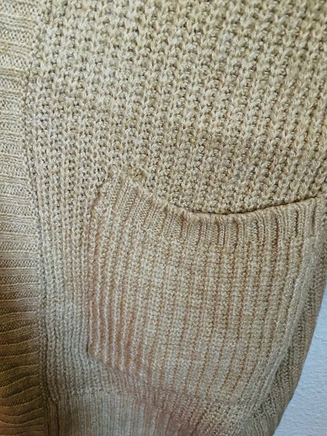 Jersey largo Stradivarius beige