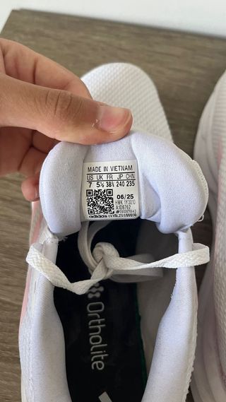 Tenis Adidas Blancos y Rosas