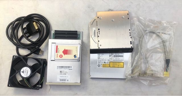 Lote informática: Ventilador, CD, Cables