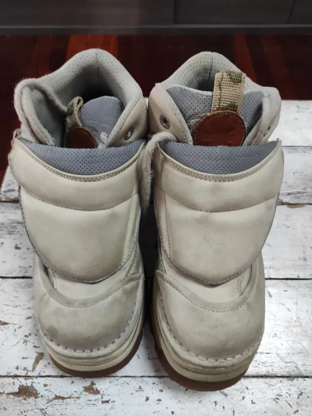 Botas plataforma ART beige/gris