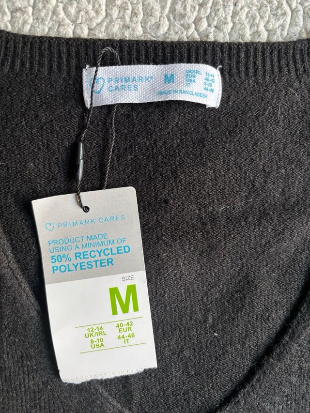 Jersey cuello pico negro talla M