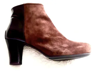 Botines de piel mujer