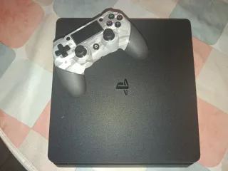 Consola PS4 + Mando + Juego The Council