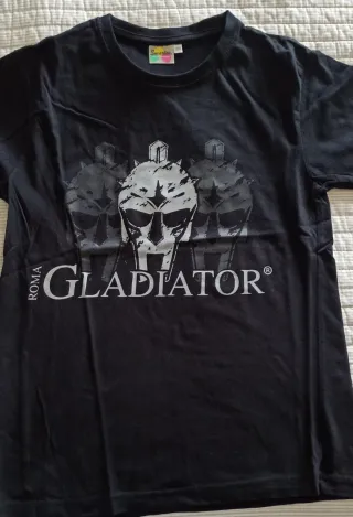 Camiseta niño Gladiator Roma.  Talla 13-14 años.