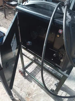 Soldadora CEVIK PRO MIG 220 Inverter