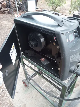 Soldadora CEVIK PRO MIG 220 Inverter