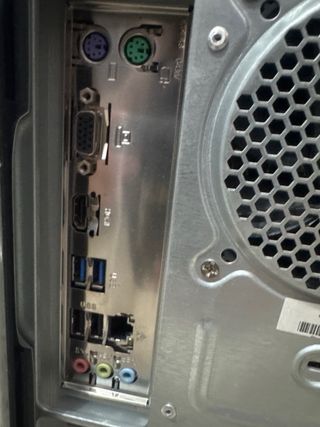 Torre PC X Phoen Windows 8 Negra