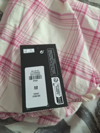 Falda corta cuadros rosa y blanco Primark