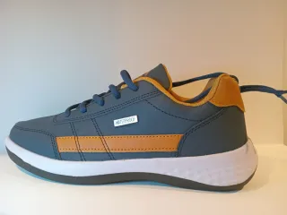 Zapatos elegantes azul y marrón