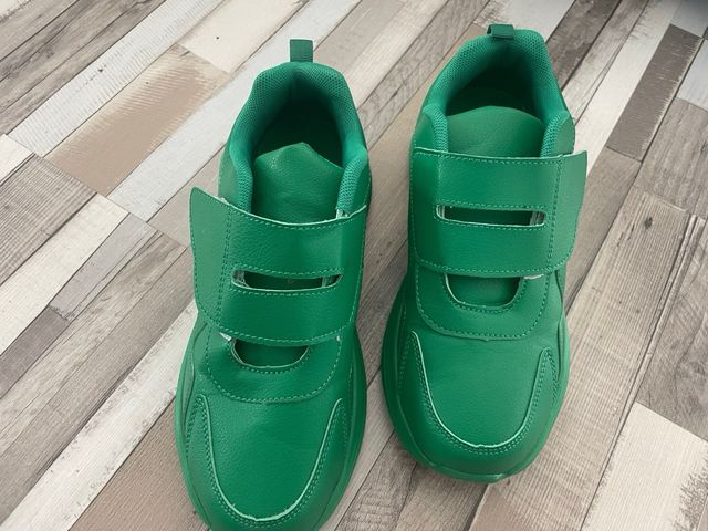 Zapatillas verdes talla 37
