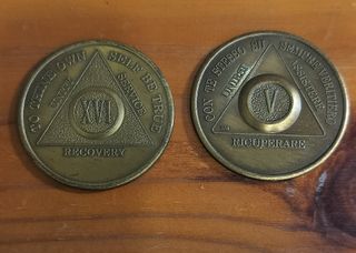 2 Monete in Bronzo Alcolisti Anonimi collezione