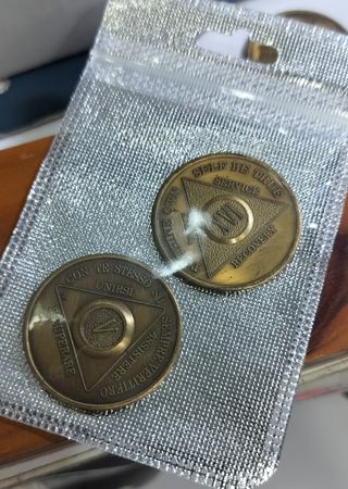 2 Monete in Bronzo Alcolisti Anonimi collezione