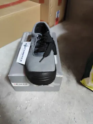 Zapatos de seguridad Cofra Talla 37