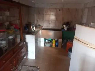 Caseta de campo con terreno
