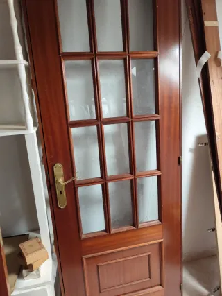 Puerta Sapely con 12 cristales