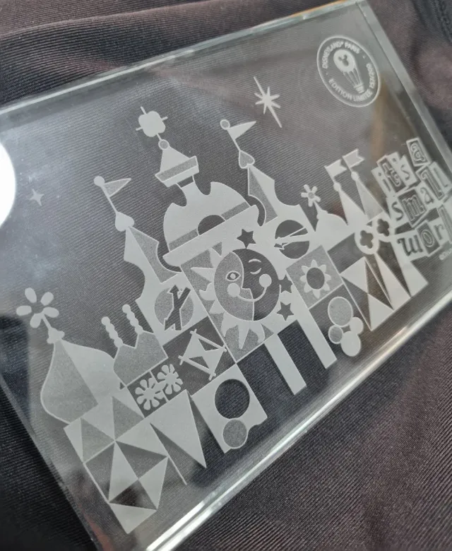 Postal Cristal Disney It's a Small World 157/200