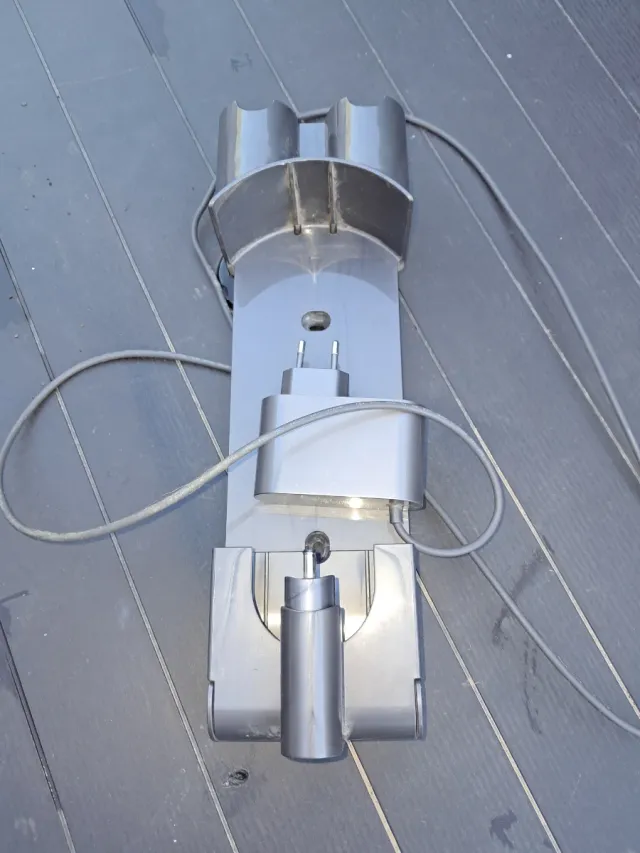 Base y cargador Dyson