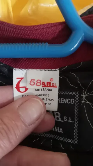 Traje de Flamenco Hombre Rojo y Negro