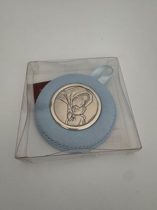 Medalla Cuna Virgen con Niño de Plata Ley y tejido