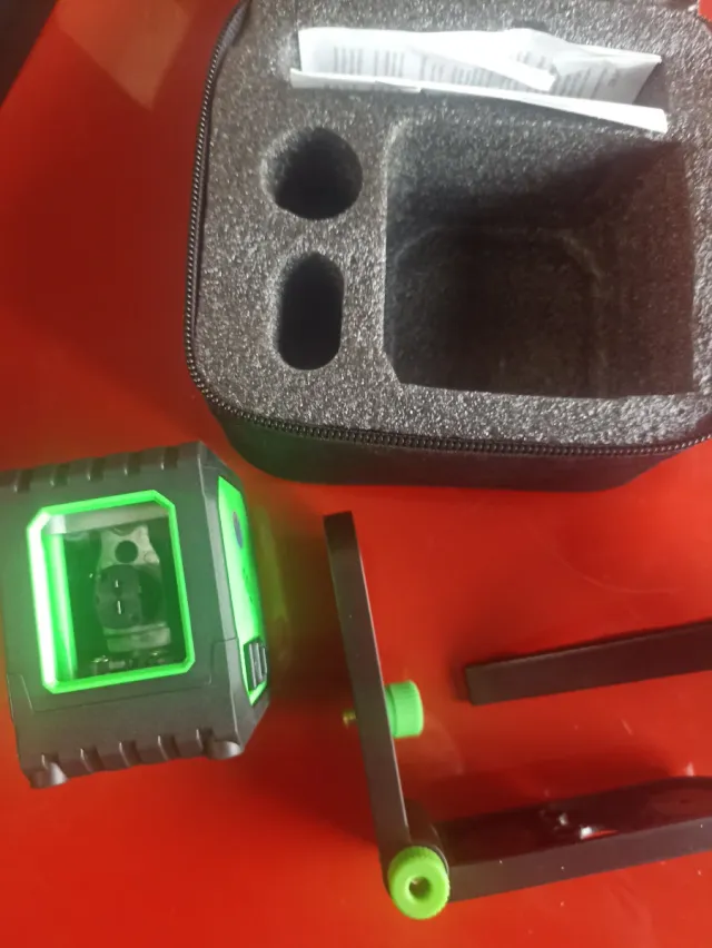 Nivel Láser Hilda con trípode