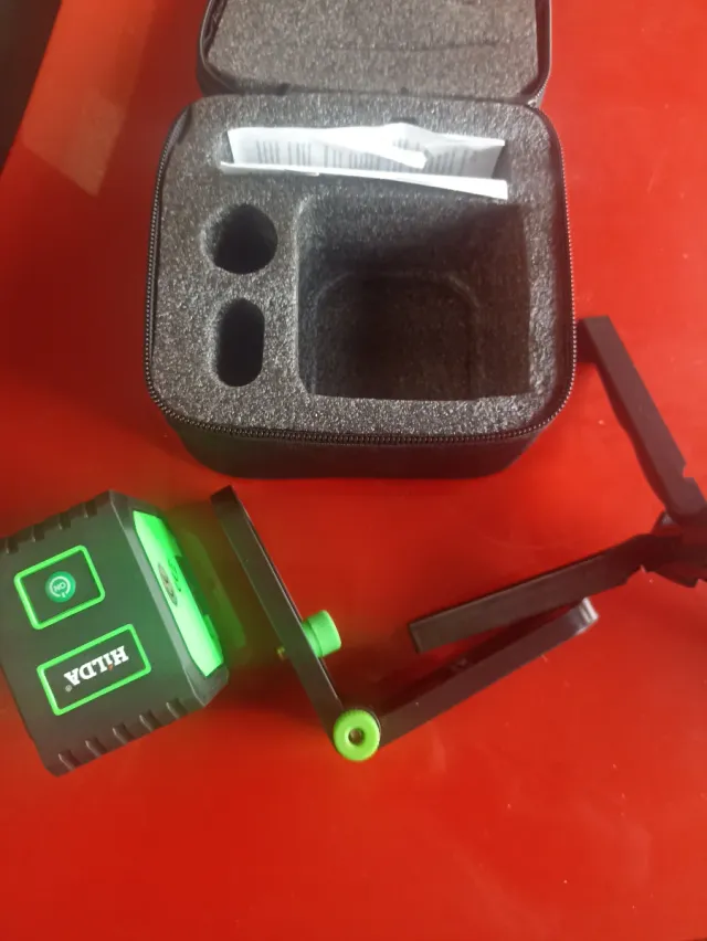 Nivel Láser Hilda con trípode