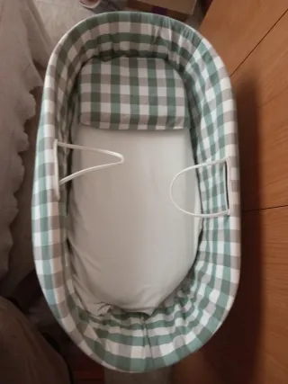 Moisés mimbre bebé con funda cuadros