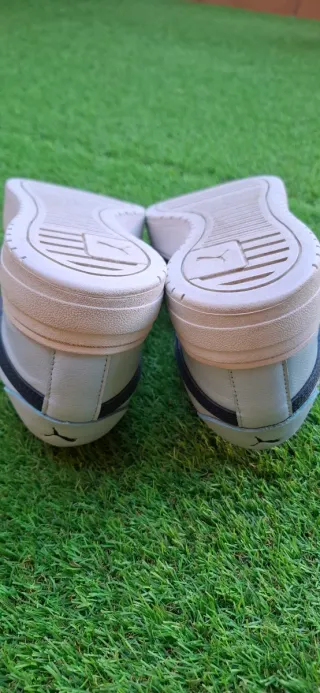 Zapatillas Puma Azules y Blancas