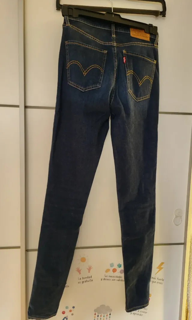 Vaqueros Levi's Mile High Super Skinny Talla 24