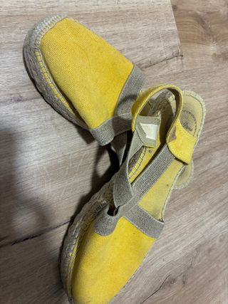 Alpargatas Toni Pons Amarillas