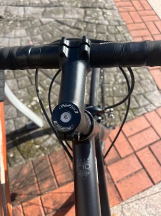 Bicicleta carretera Megamo R10 Shimano 105.Talla M