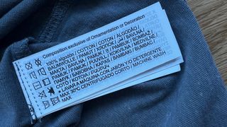 Camiseta gris manga larga HI&BYE