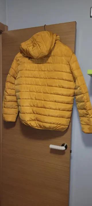 Urge por mudanza  Cazadora The North Face mostaza