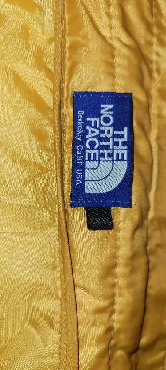 Urge por mudanza  Cazadora The North Face mostaza