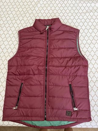 Chaleco acolchado sin usar