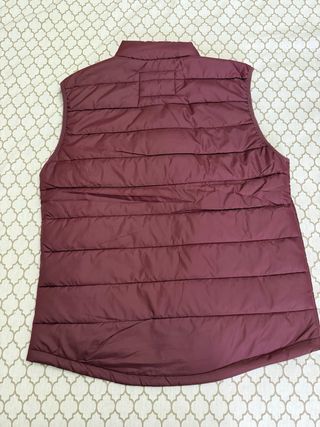 Chaleco acolchado sin usar