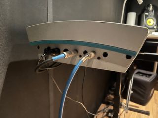 Piano Technics SX-P50 con soporte y pedal