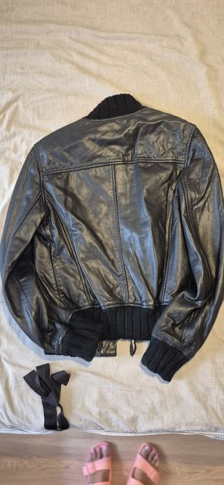 Chaqueta Cuero Massimo Dutti Negra