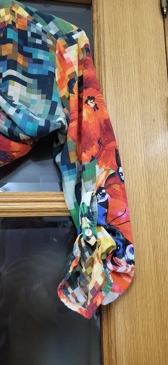 Blusa Desigual Estampada Mariposas