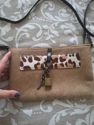 Bolso pequeño efecto piel marrón