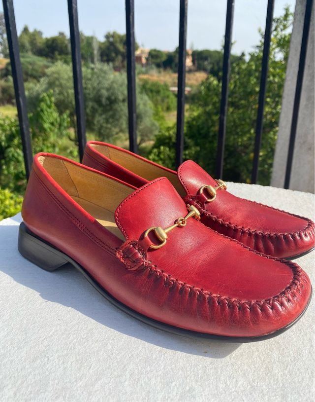 Mocasines Clarks Rojo con Detalle Horsebit T 38,5