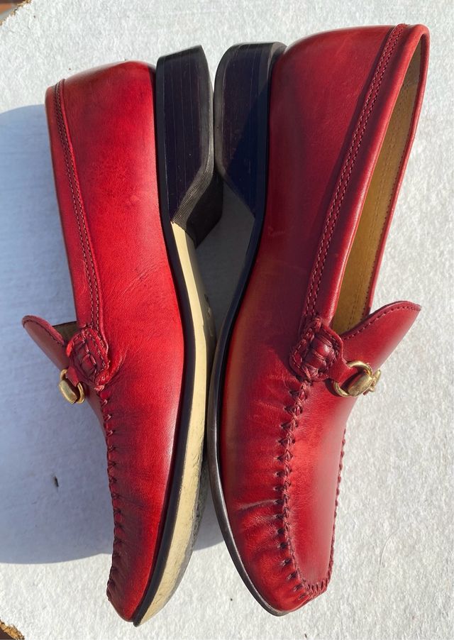 Mocasines Clarks Rojo con Detalle Horsebit T 38,5