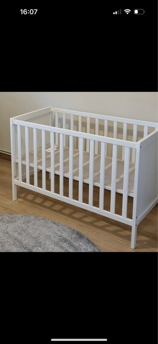 Cuna bebé blanca Ikea sundvik 60x120